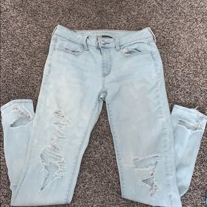 AMERICAN EAGLE SKINNY JEANS